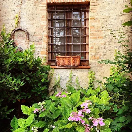La Volpina Alloggio per agriturismo Barberino di Val dʼElsa